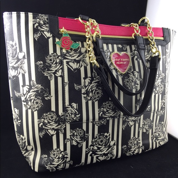 Betsey Johnson Handbags - BETSEY Johnson NEW large bucket tote